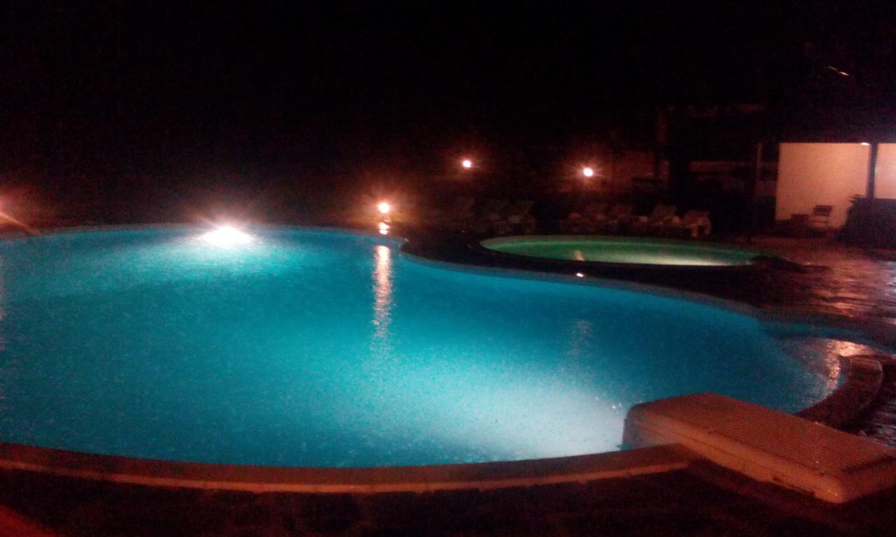 אפרילצי Vidima Apartment Hotel מראה חיצוני תמונה